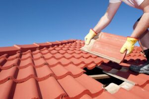 DIY roofing hire roof company too dangerous