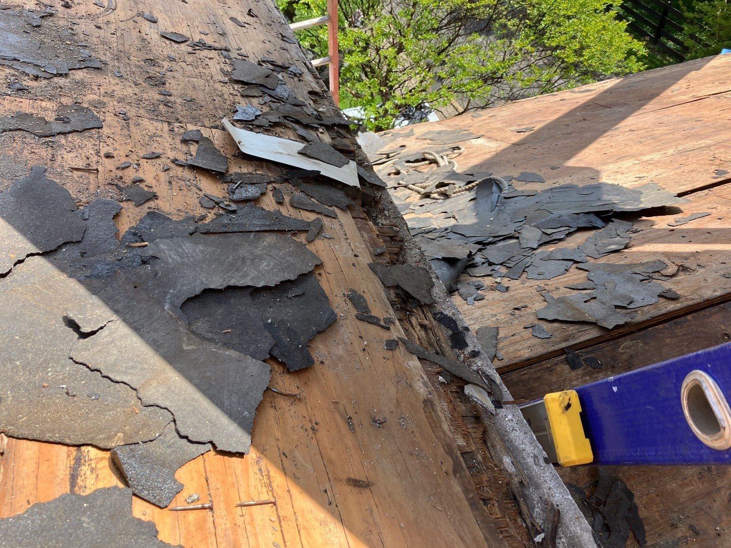 Read more about the article What Happens If Your Contractor Finds Roof Deck Rot During Your Roof Replacement?